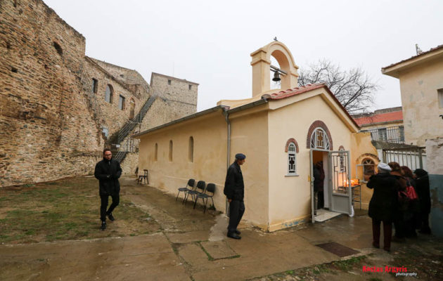 Στον Αη Λεφτέρη, στο Γεντί Κουλέ